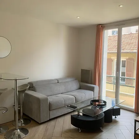 Apartament A 5 Minutes De La Nicea